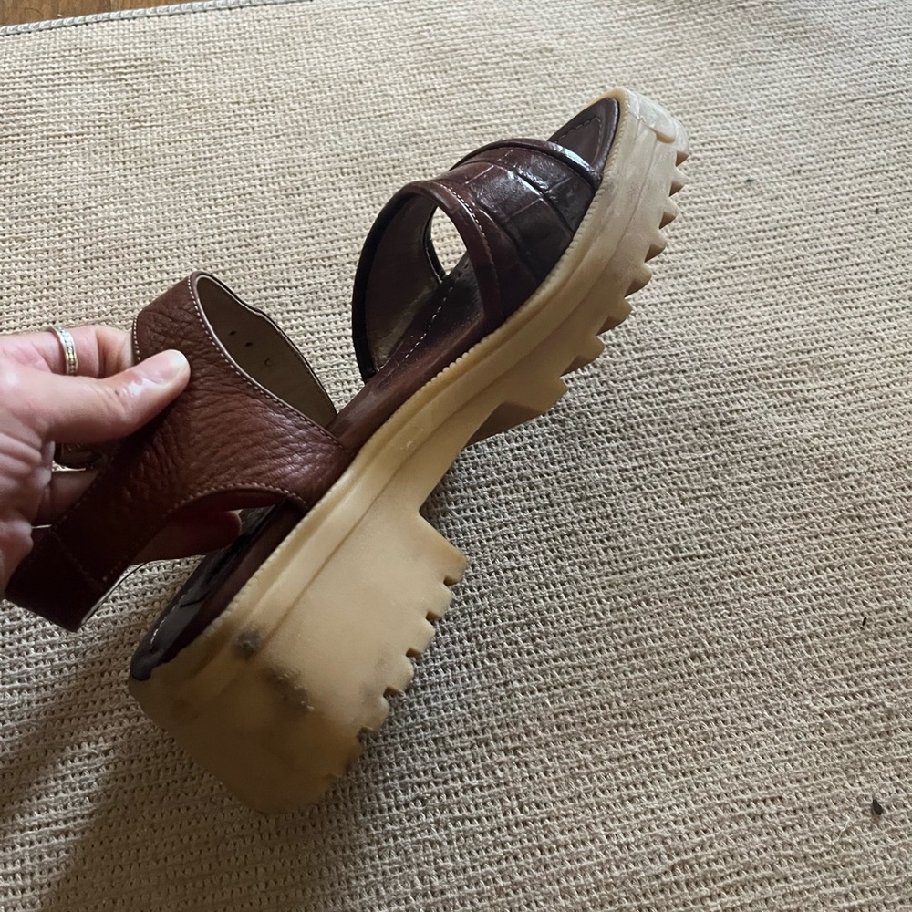 Spanish Leather Platform Sandals with Rubber outsole - Picture 3 of 5
